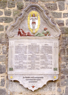 Restaurierte Gedenktafel